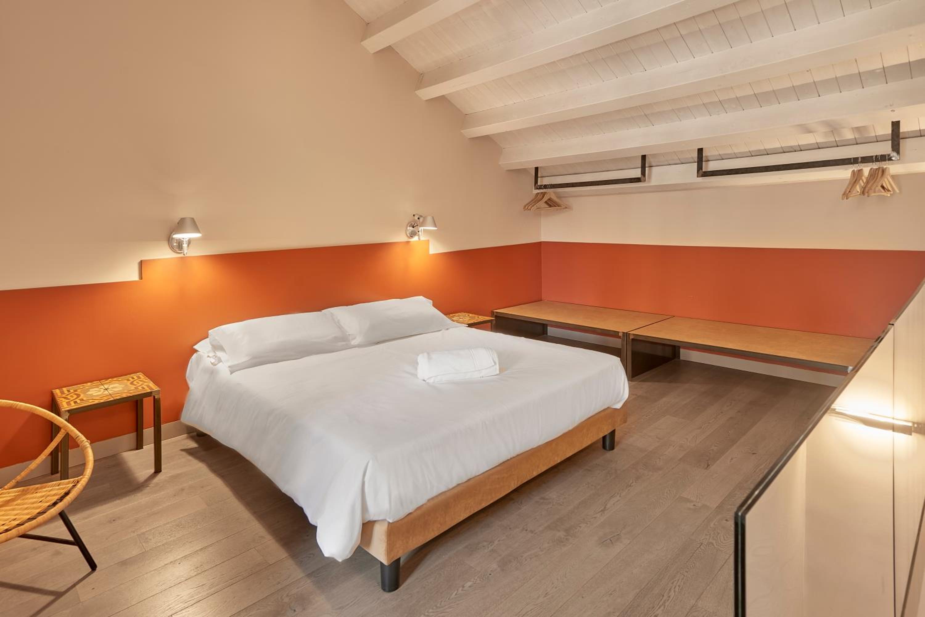 Photo 65