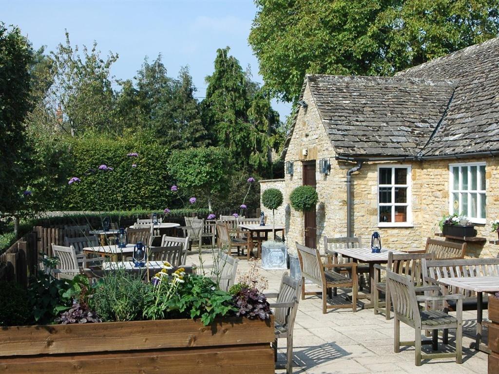 The White Horse Inn view 4
