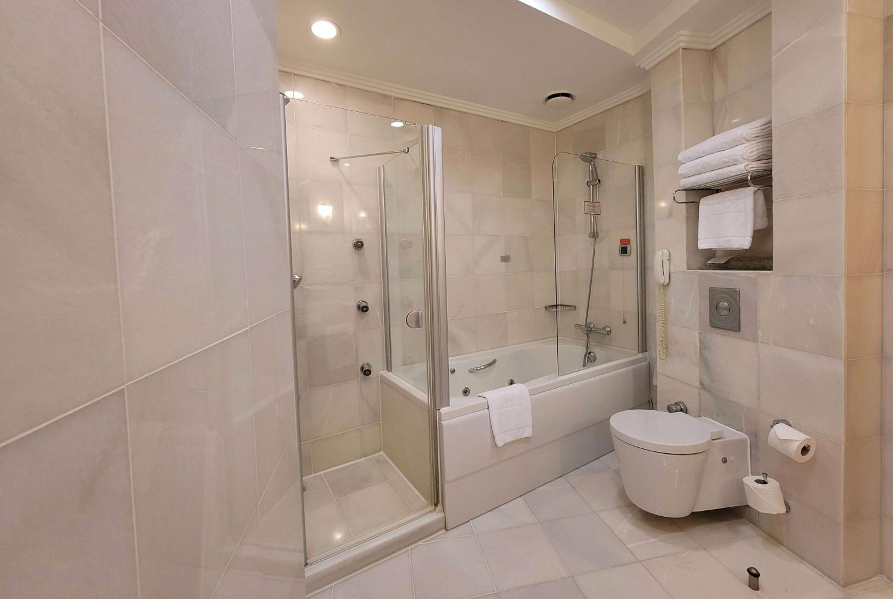 Wyndham Grand Izmir Ozdilek Thermal & Spa - Image 105