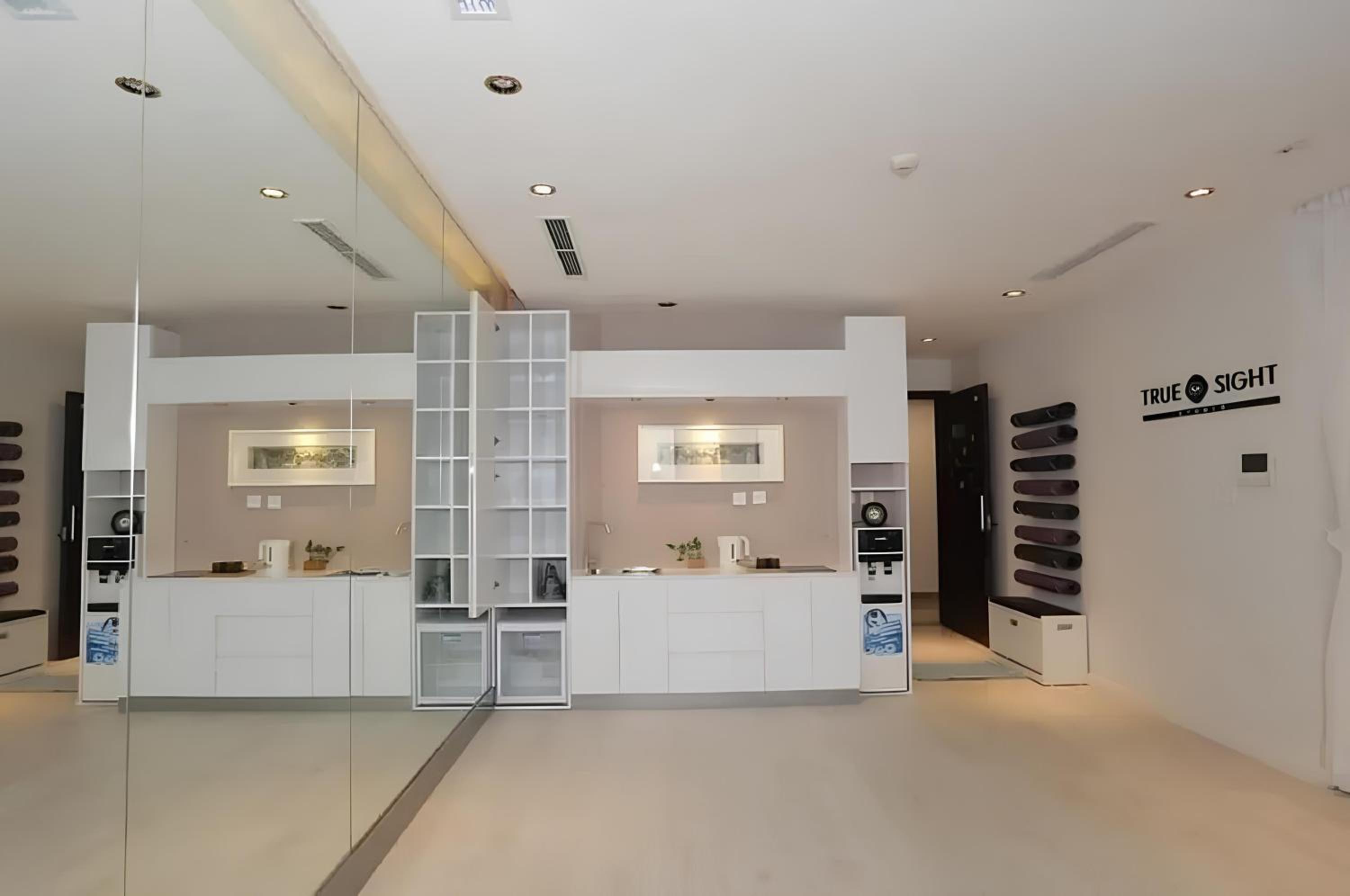 Sunny - D'capitale Tranquil Suites