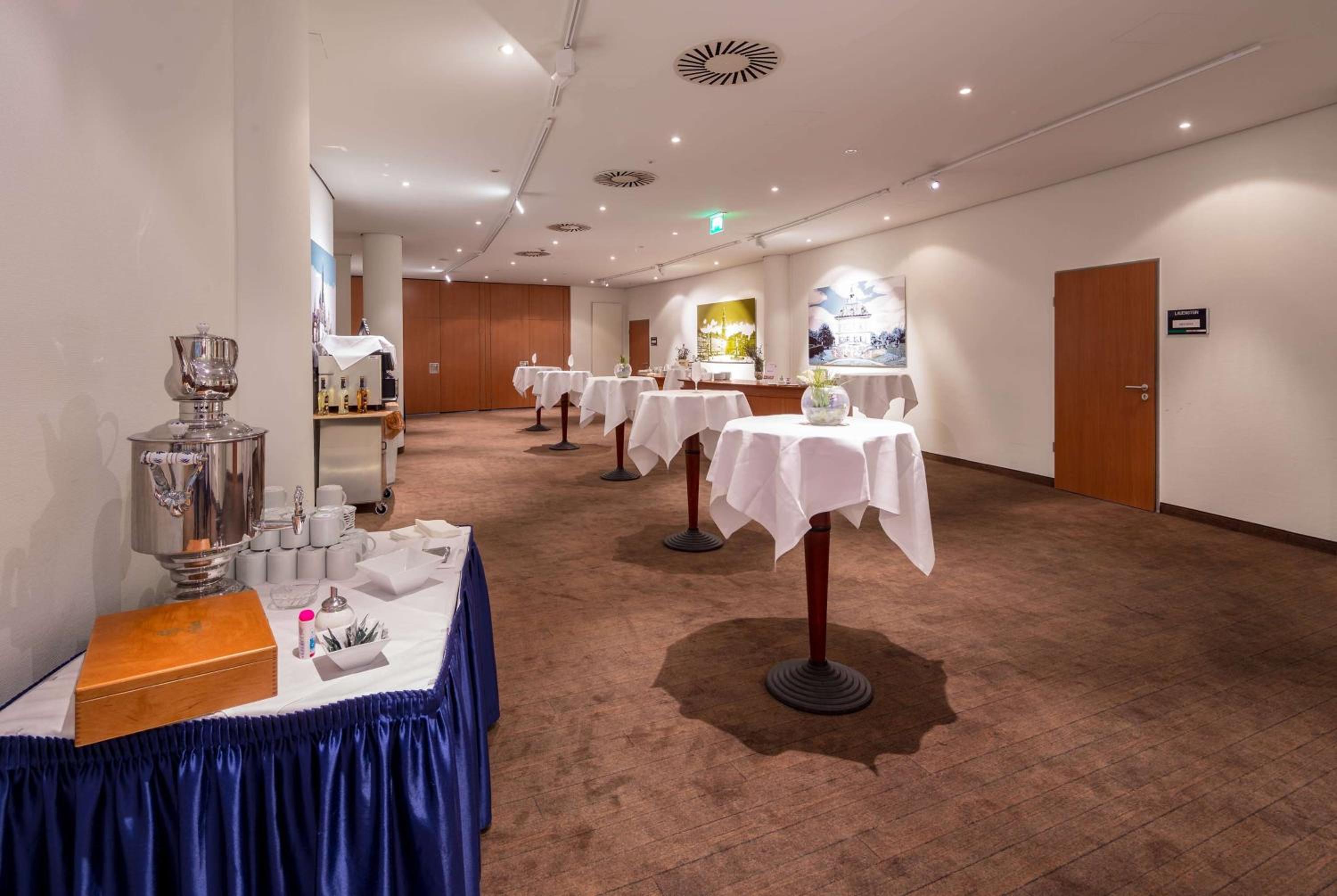 Dresden Vacations - Ramada by Wyndham Dresden - Property Image 69