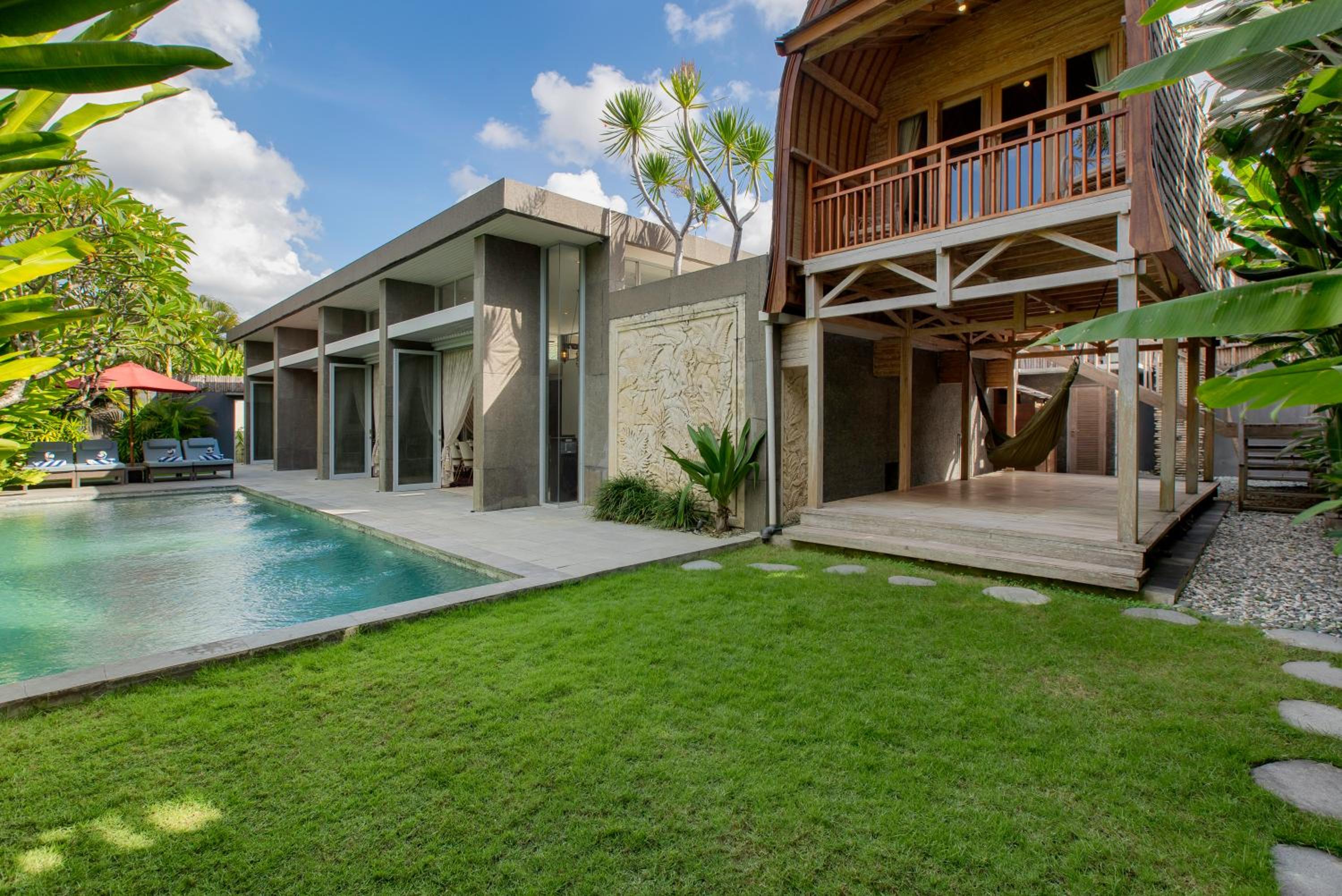 Villa Deh Simba at Seminyak Aramanis view 4