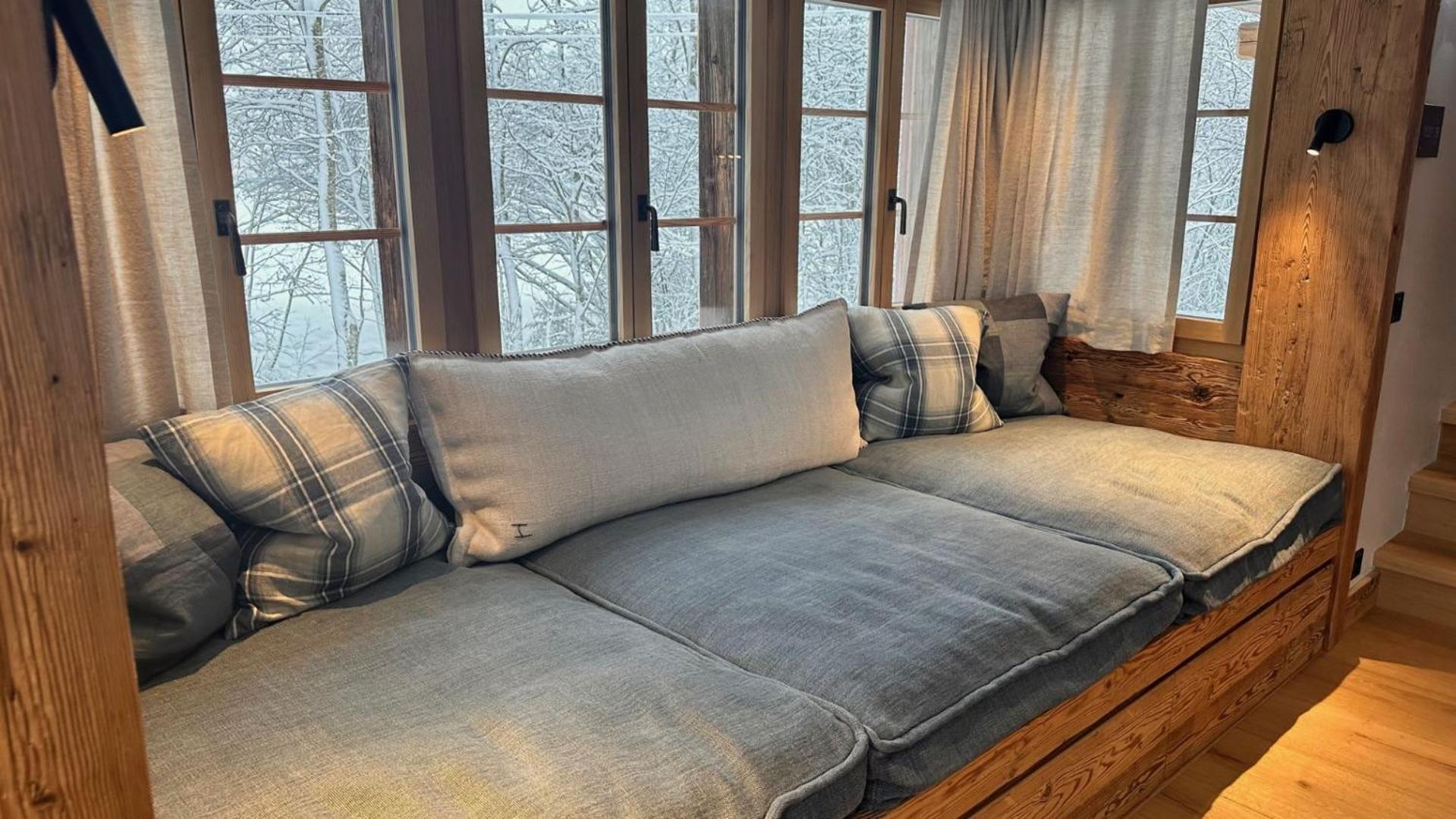 Chalet by the River in Gstaad With Sauna