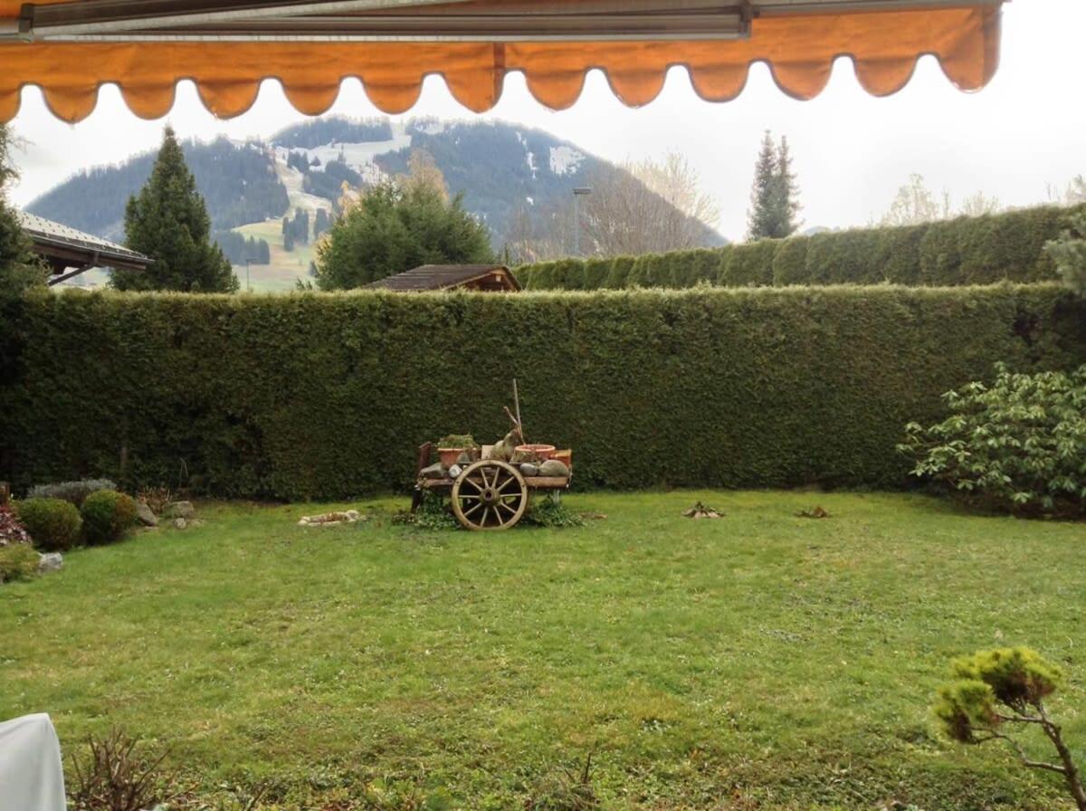 3 BR Classic Chalet in Gstaad By Smiling House