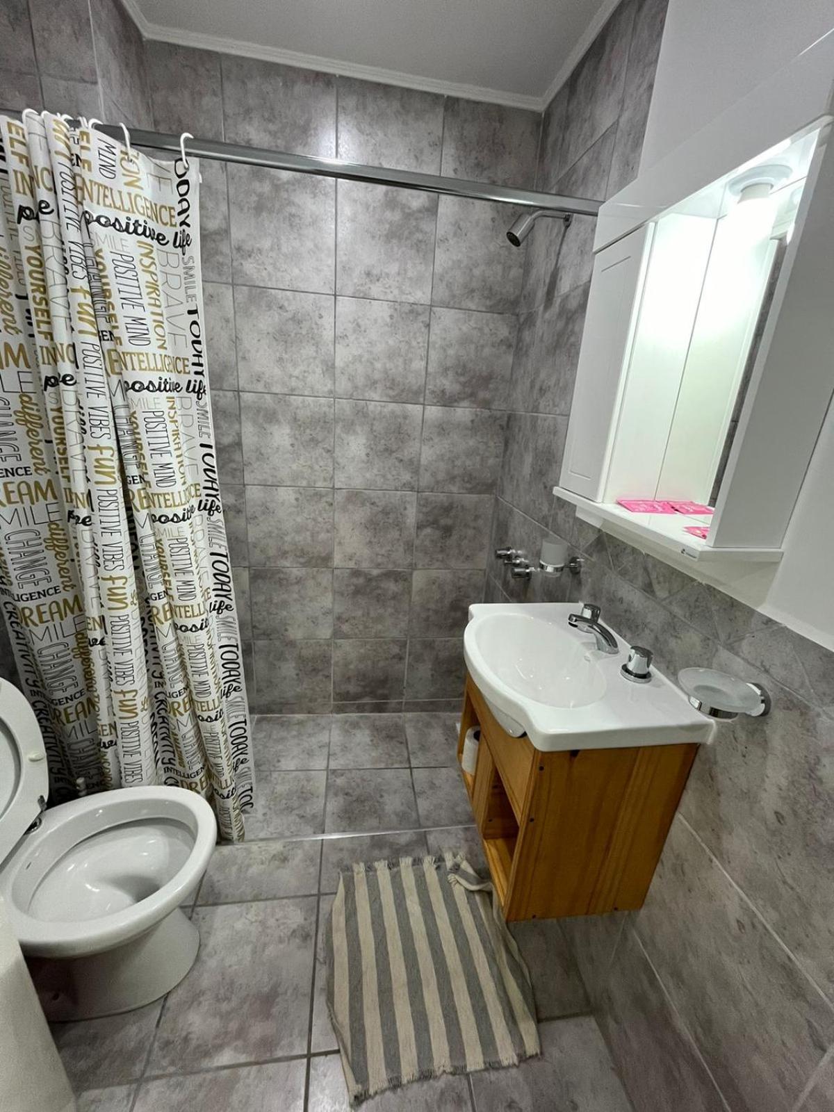 Departamento Centrico 2A - Valor en Dolares!!!