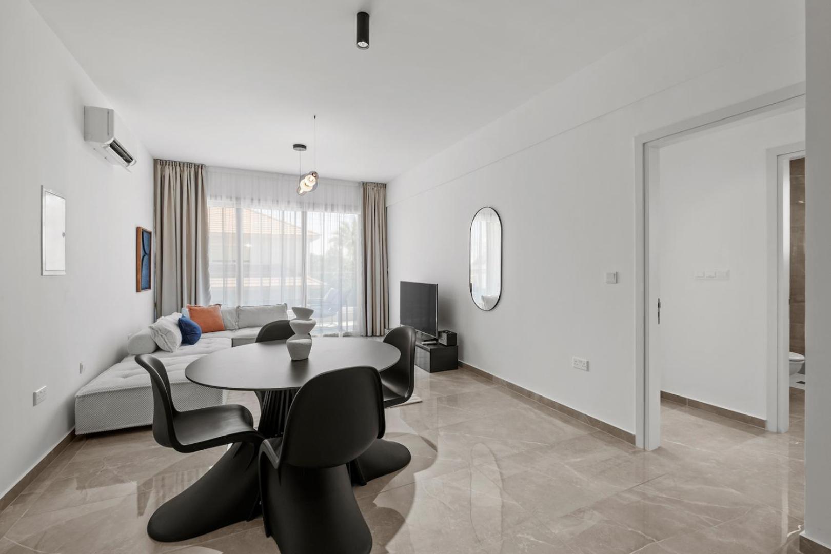 Limassol Vacations - Dwell III Apartments - Property Image 3