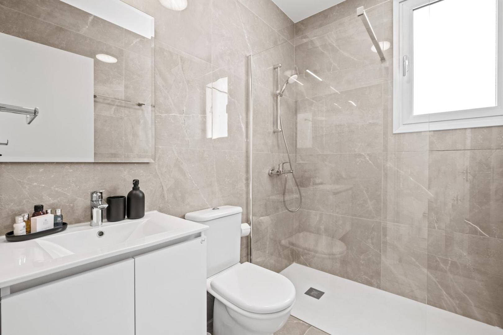 Limassol Vacations - Dwell III Apartments - Property Image 11
