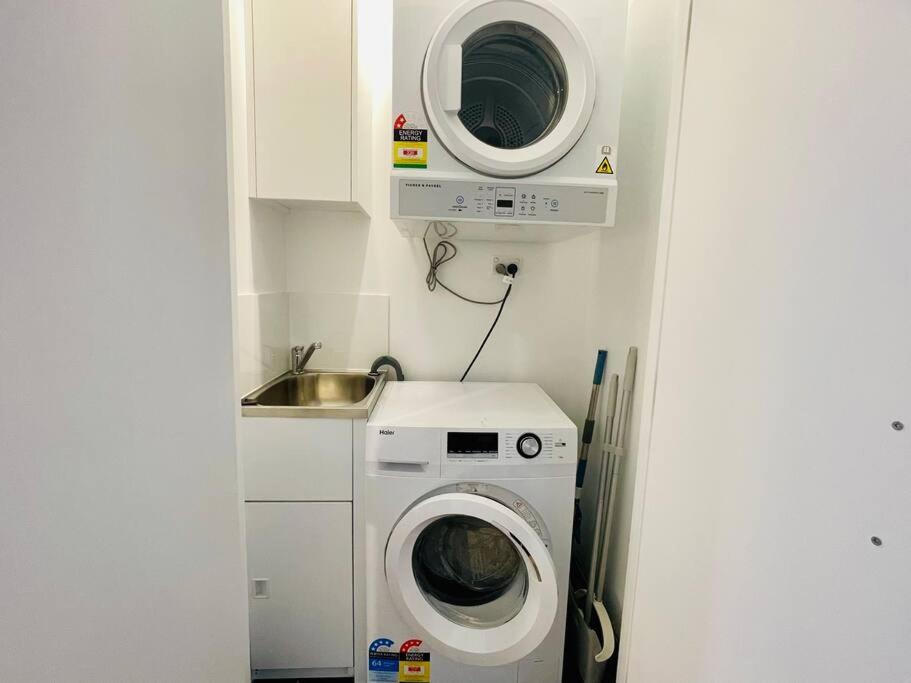 SPR Serivce Apartment 2 bedrooms Bankstown