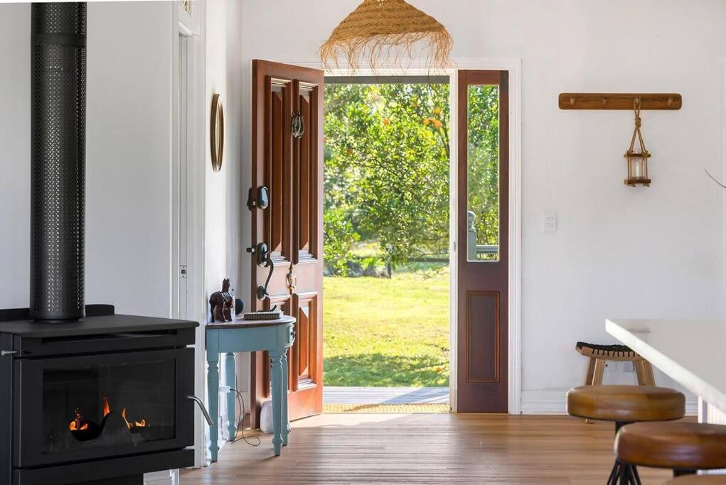 Belli Park Manor - A Luxe Farmhouse Escape for Ten