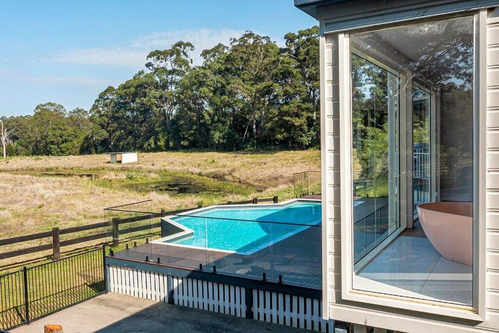 Belli Park Manor - A Luxe Farmhouse Escape for Ten