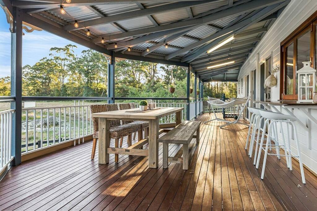 Belli Park Manor - A Luxe Farmhouse Escape for Ten