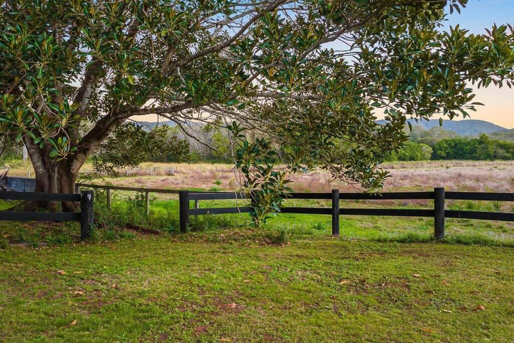 Belli Park Manor - A Luxe Farmhouse Escape for Ten