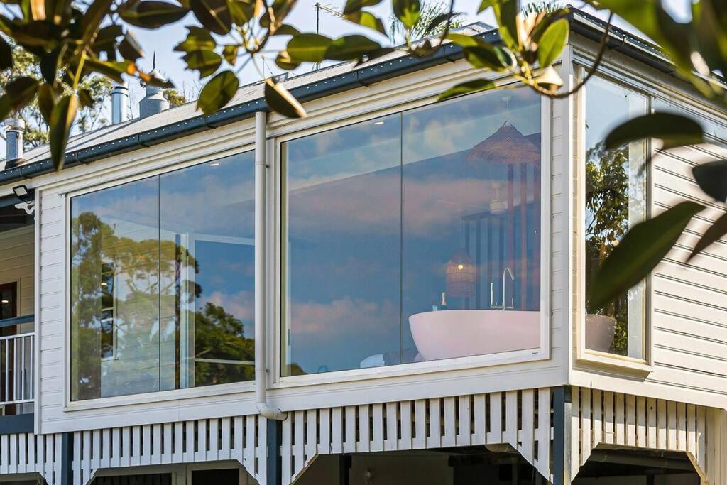 Belli Park Manor - A Luxe Farmhouse Escape for Ten