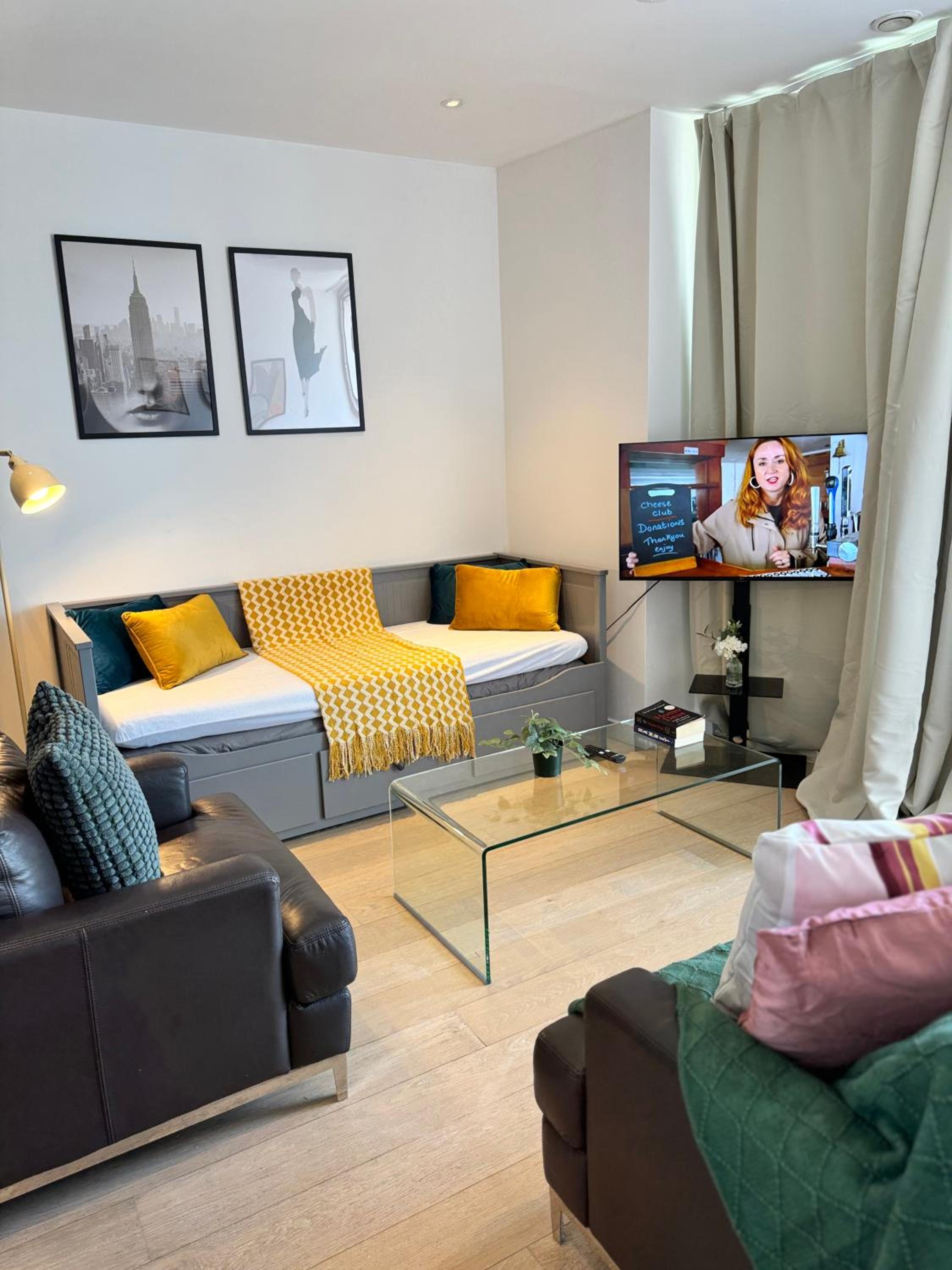 Luxury 1Bed flat with river view in Canary Wharf