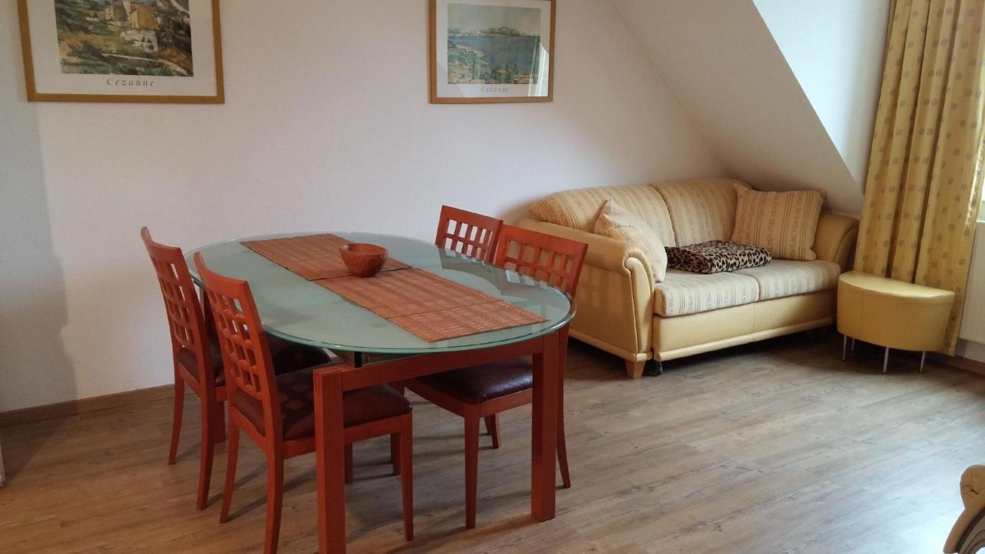 Ferienwohnung mit Balkon für drei Personen - b56230