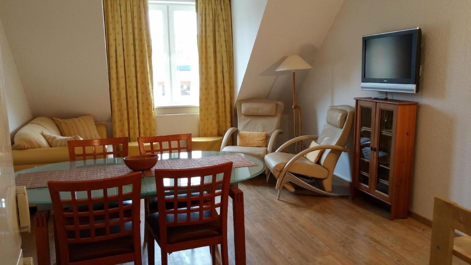 Ferienwohnung mit Balkon für drei Personen - b56230