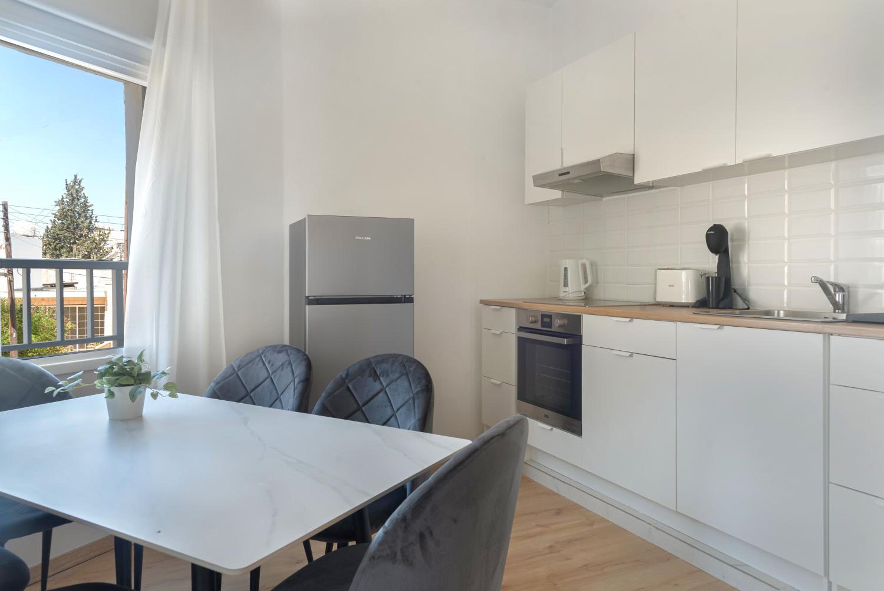 Phaedrus Living City Breeze Residences Urbanity