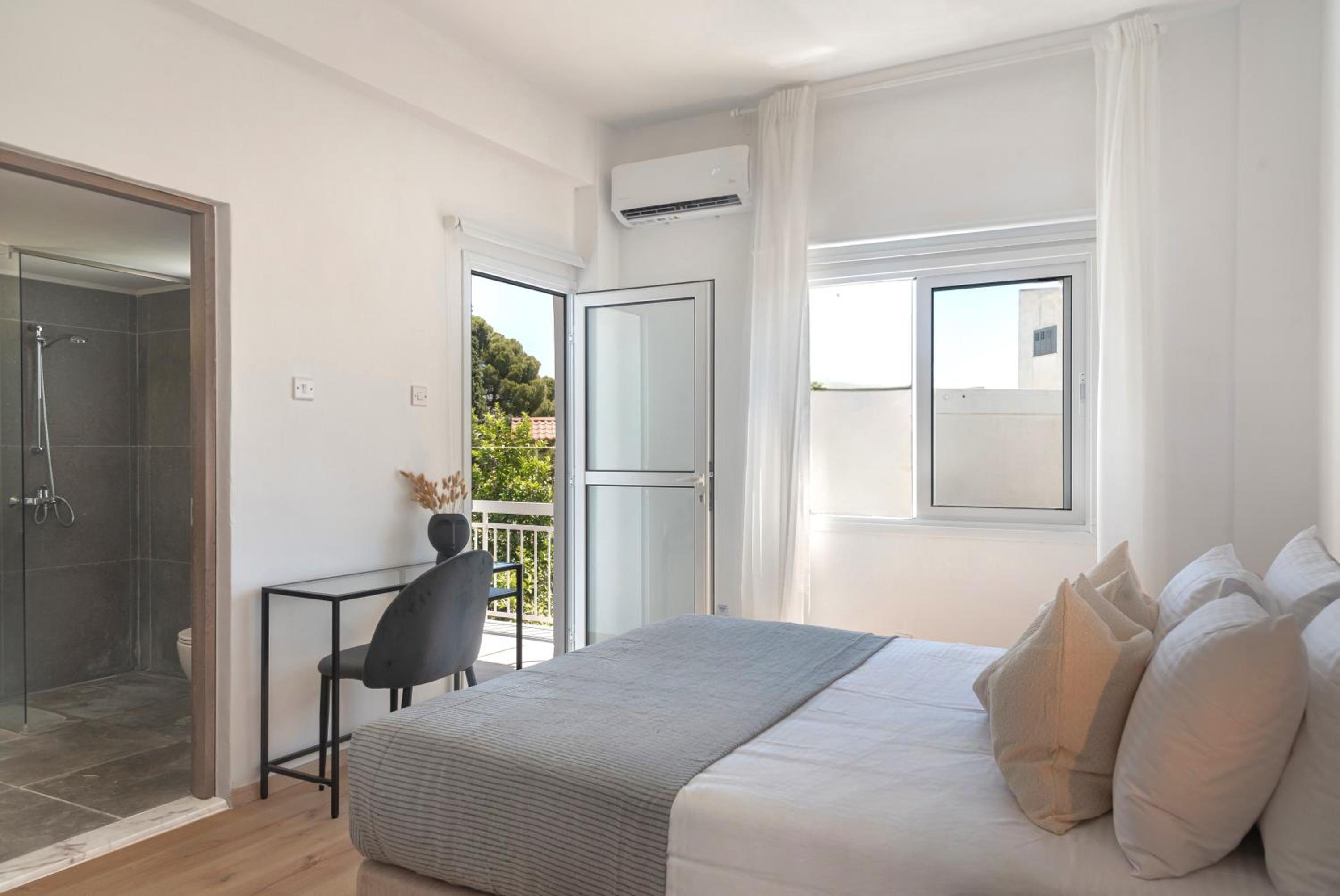 Phaedrus Living City Breeze Residences Urbanity