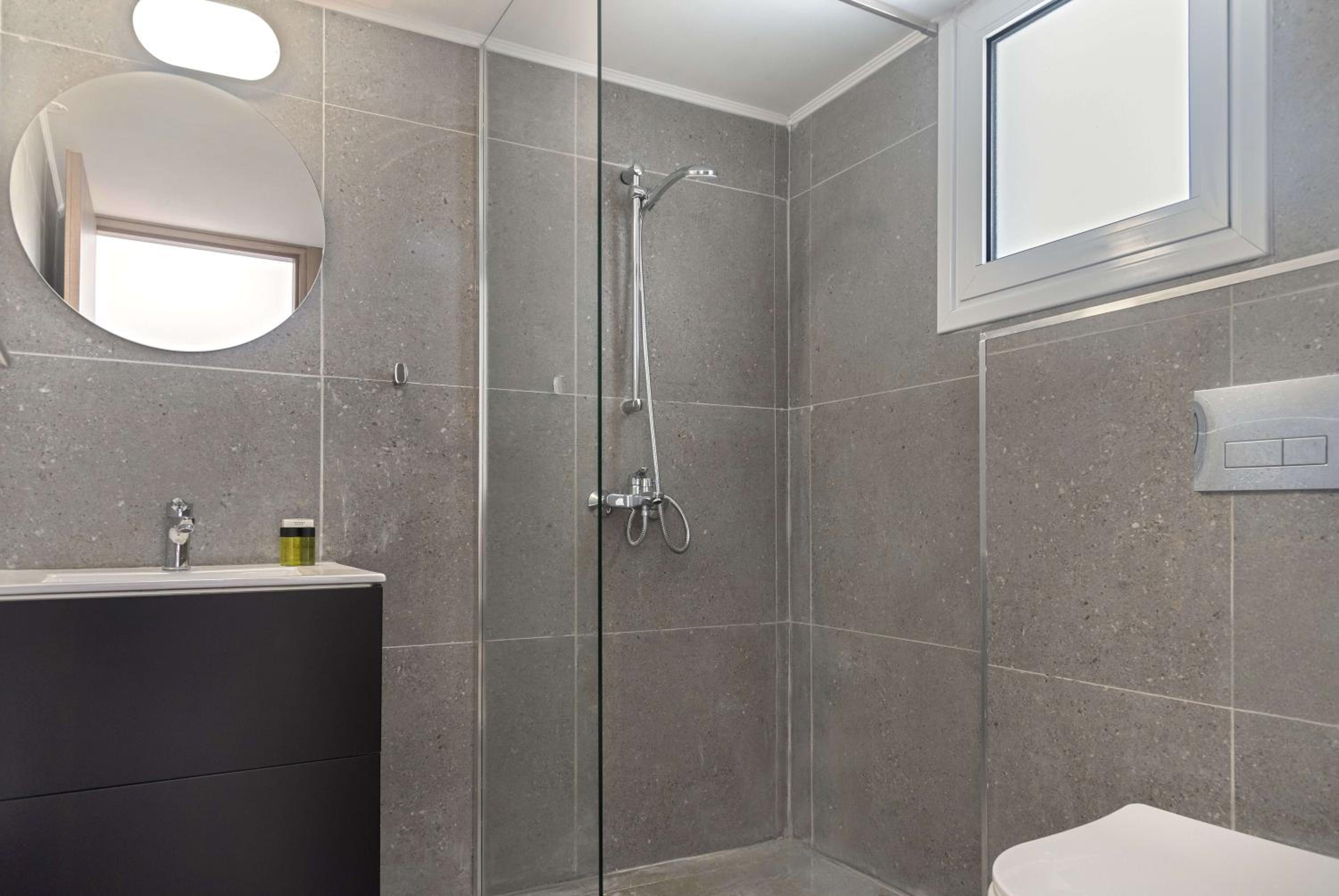 Phaedrus Living City Breeze Residences Urbanity