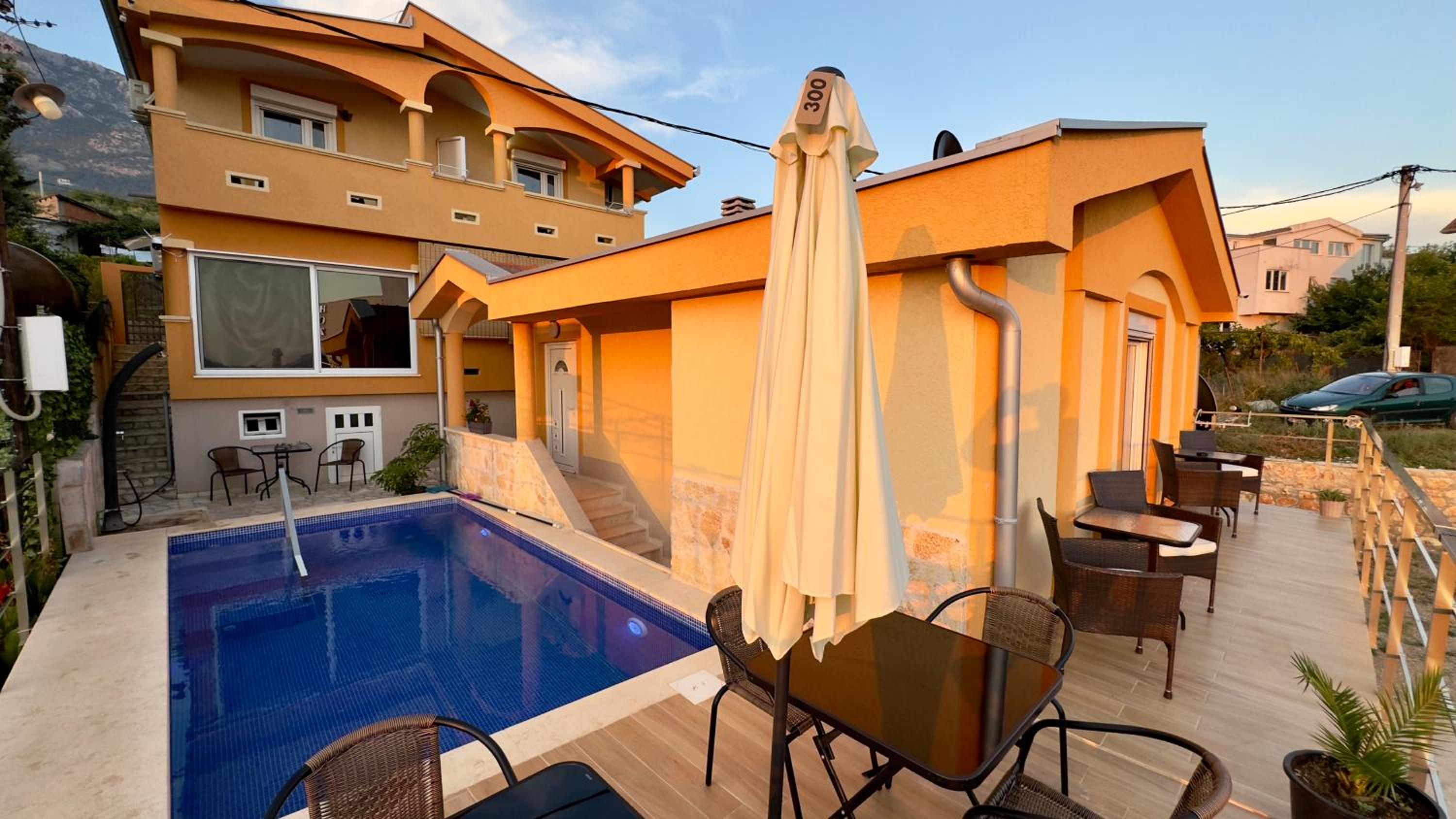 Apartmani Carovac