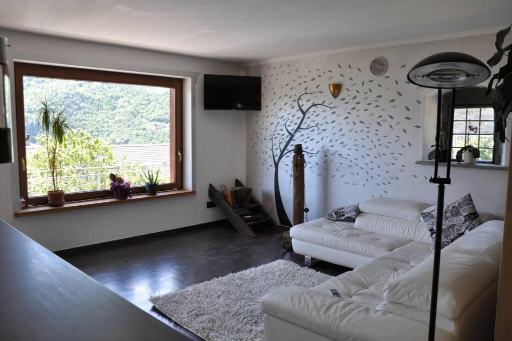 Villa La Tour Nus view 4