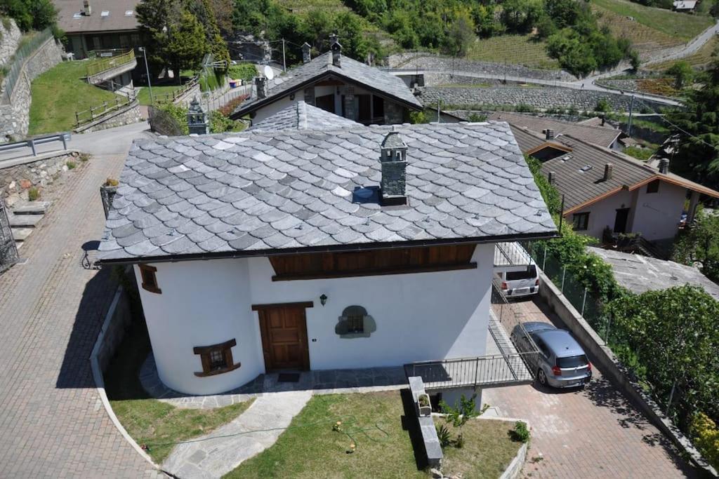 Villa La Tour Nus view 2