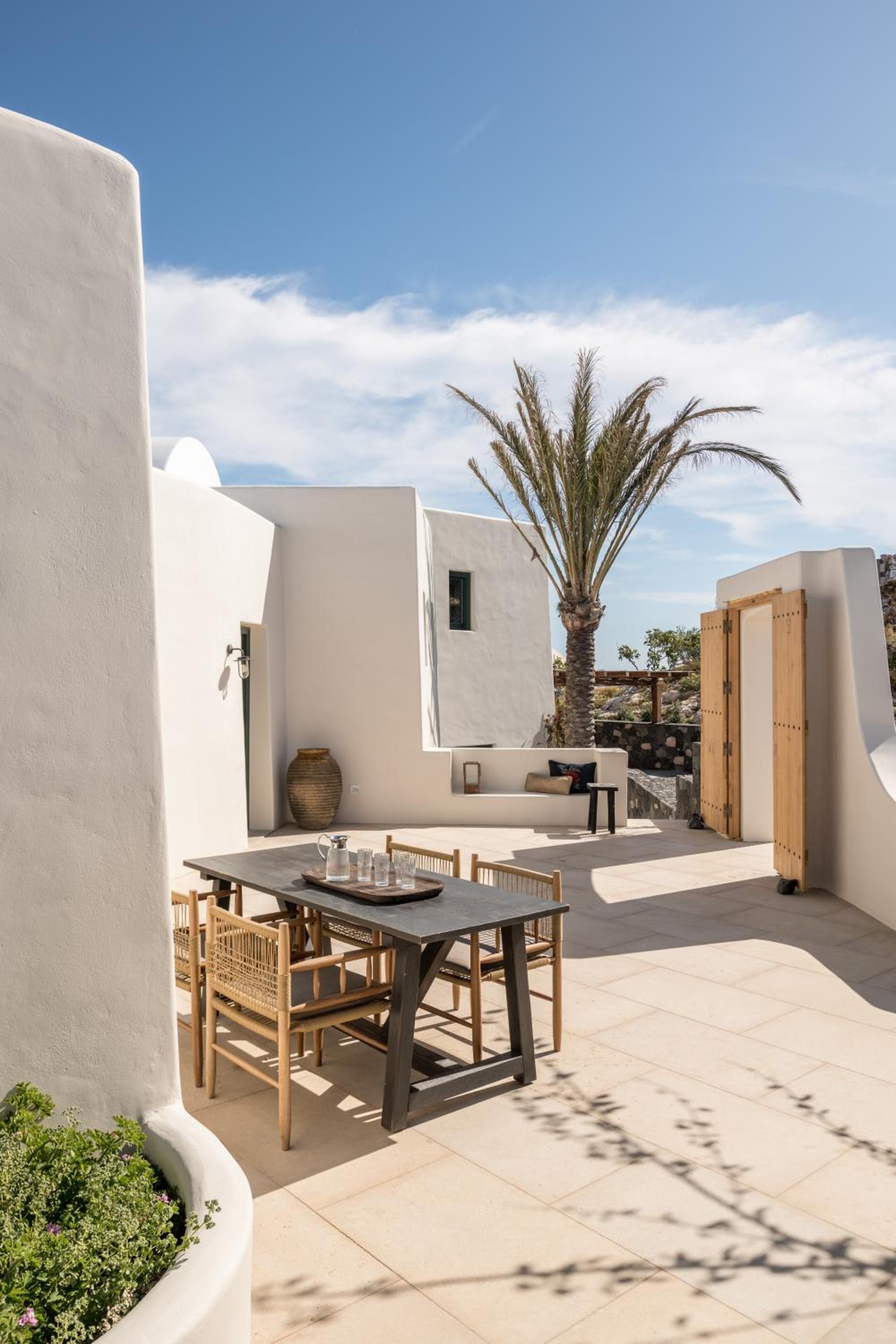 Patina Vivera Estate Santorini photo 5