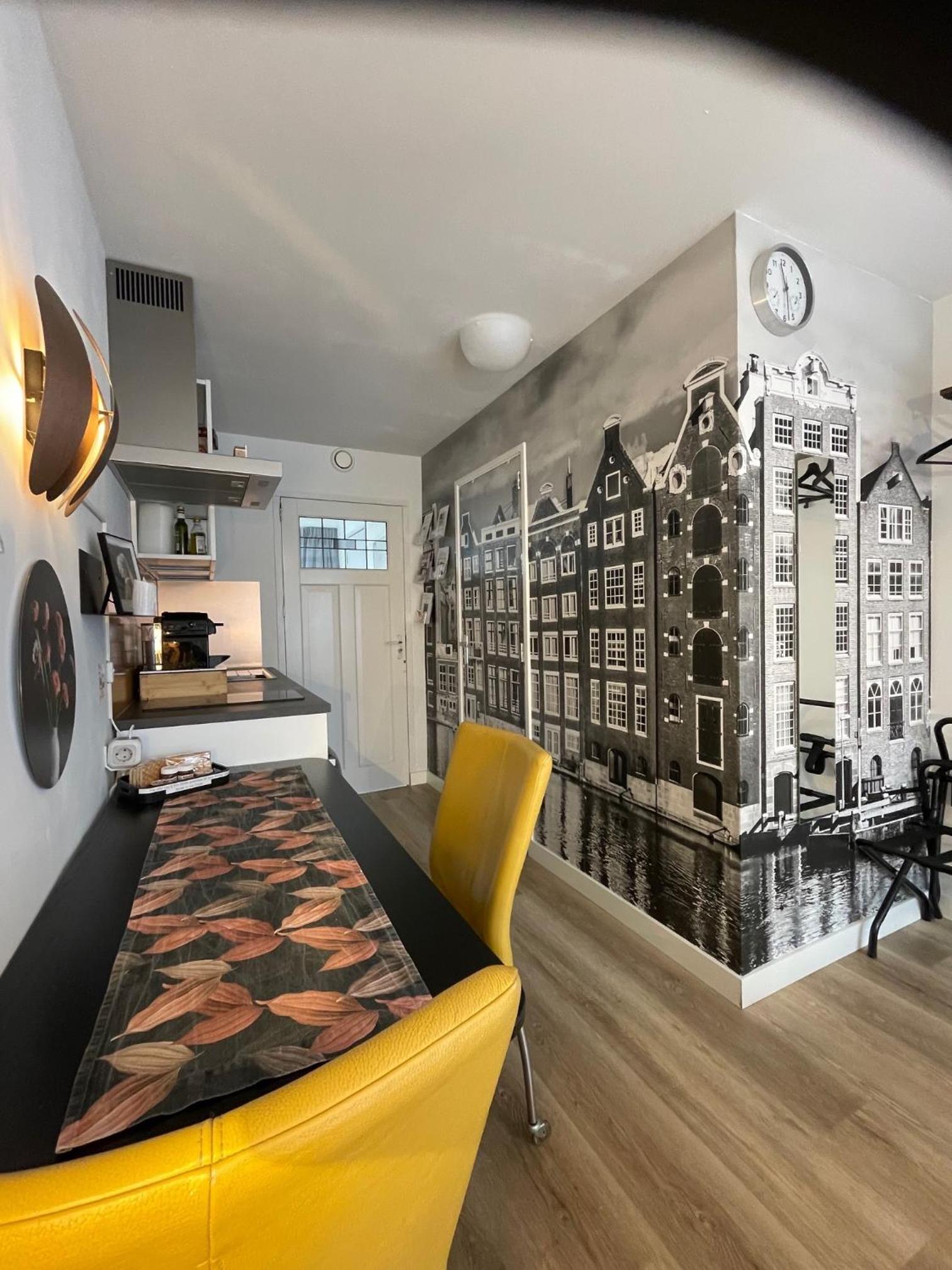 The Duck of Amsterdam photo 4