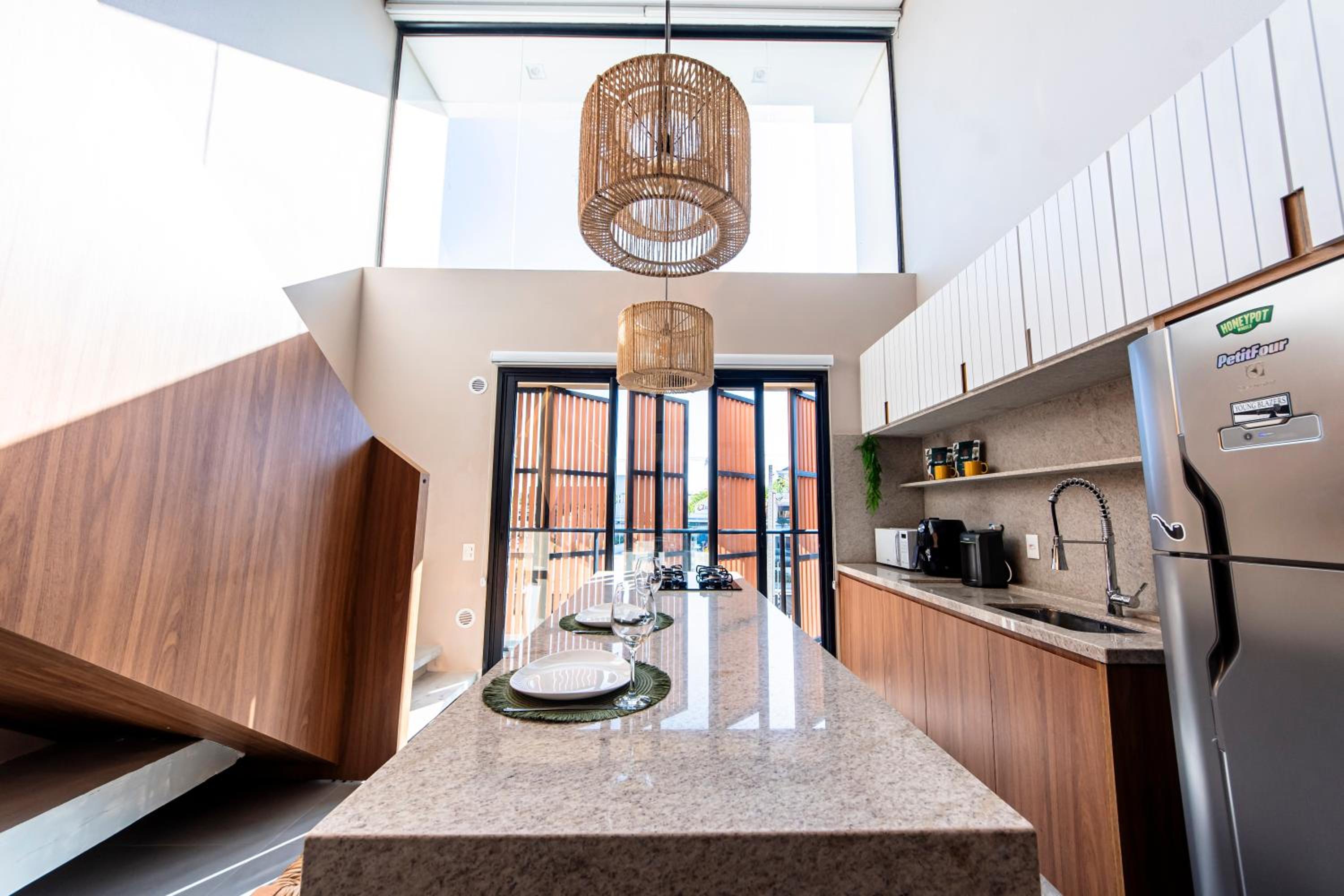 Loft Moderno no Point do Novo Campeche TV1582