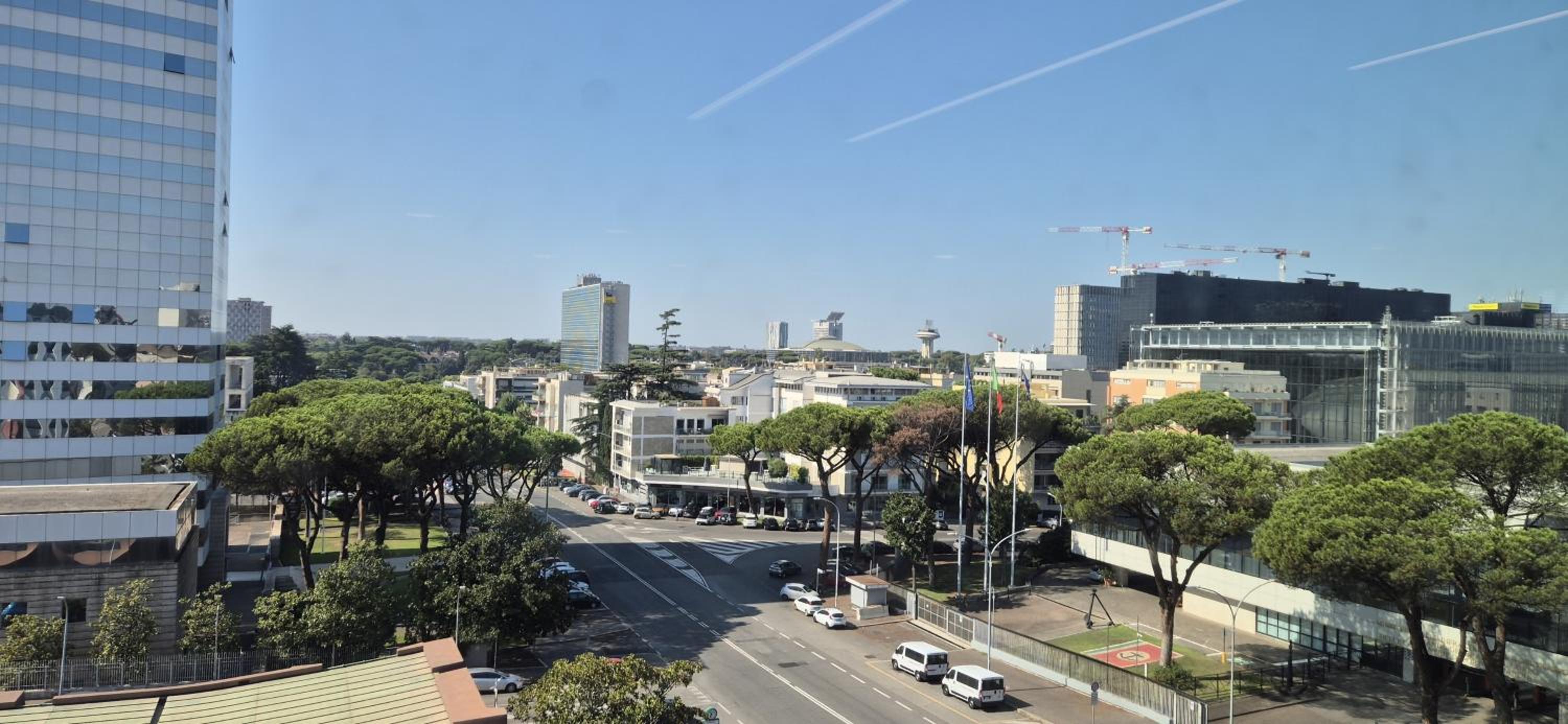 EUR Fenix Apartment free parking family