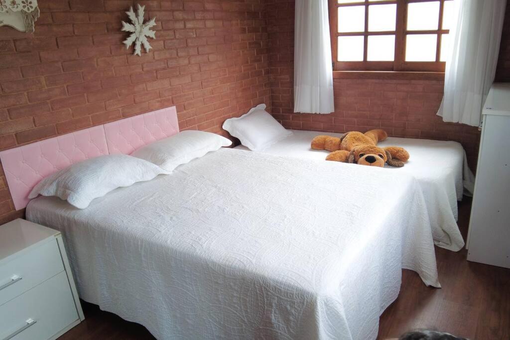 Casas perto cervejaria 3 Santas