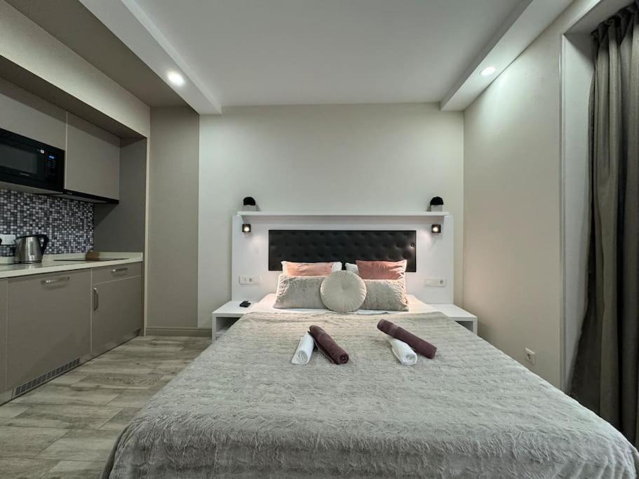 Elegant Seaview Alliance Palace Apartment