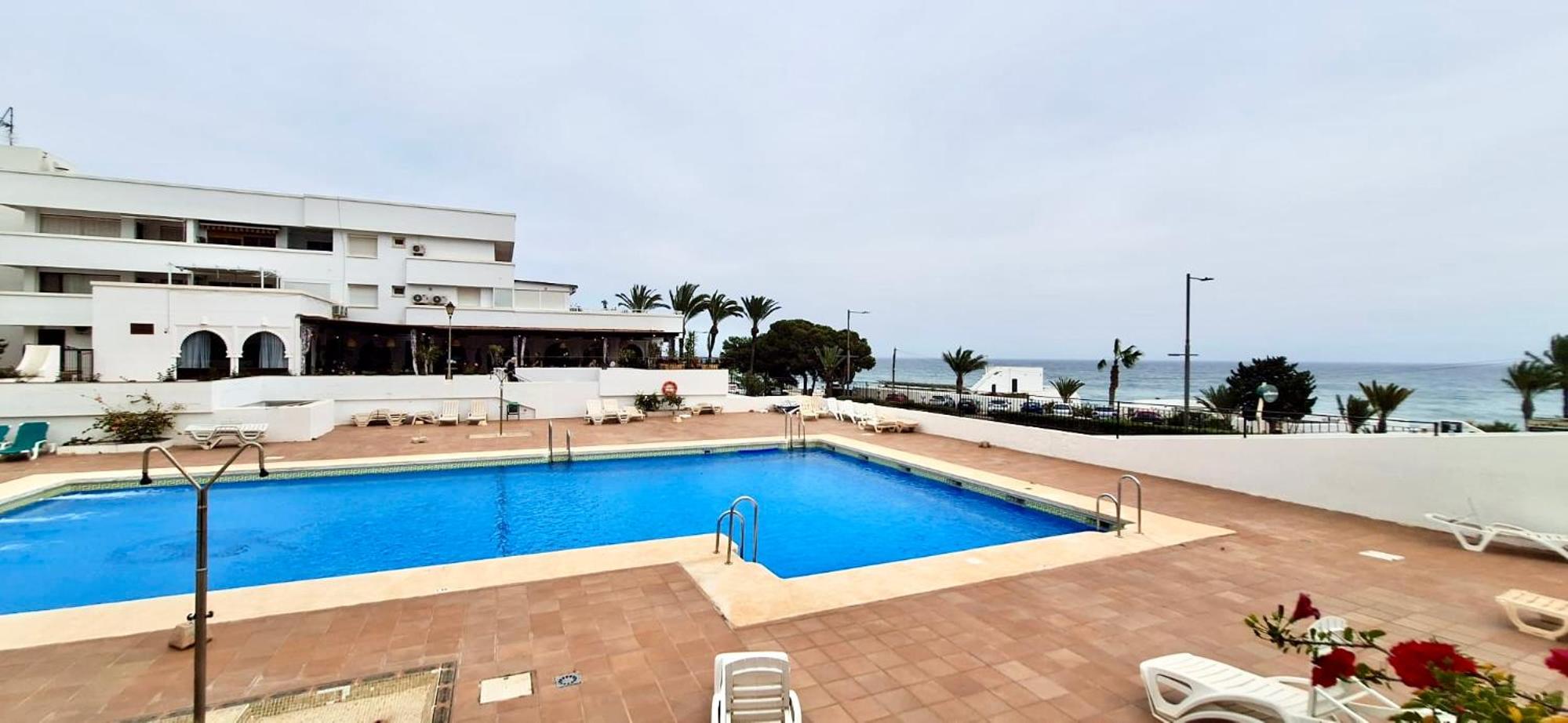 Apartamento Villa Azul, 1ª línea de playa photo 4