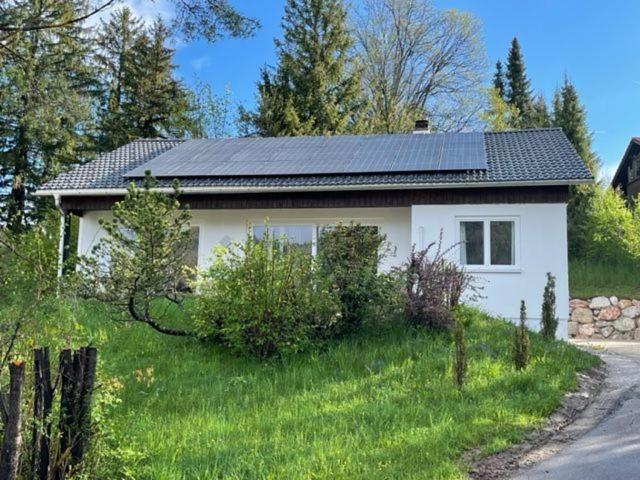 Ferienhäuser im Feriendorf Weissensee im Allgäu E