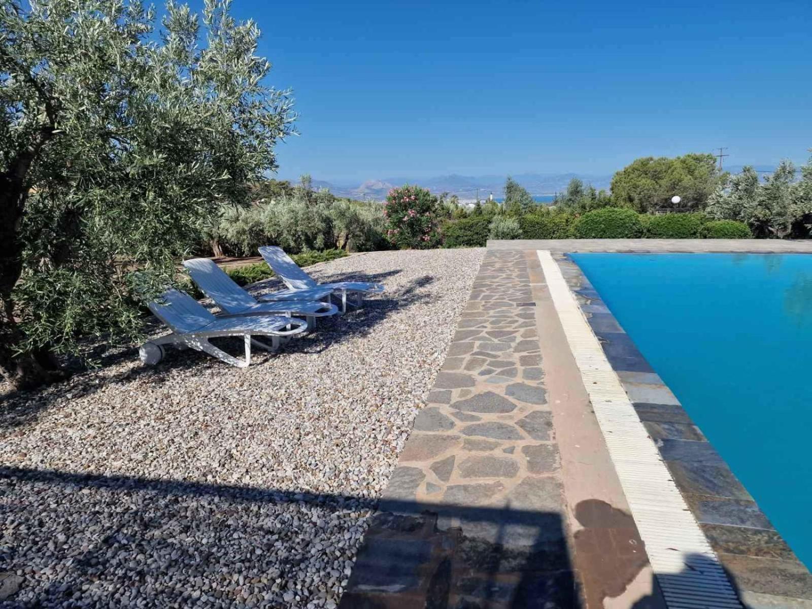 Turquoise Villa Loutraki