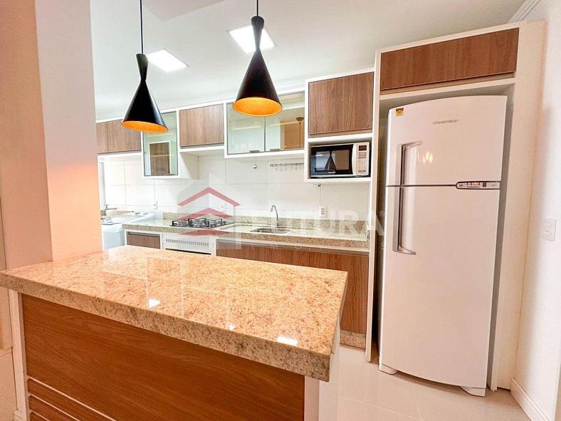 Incrível apartamento de 02 quartos LA025