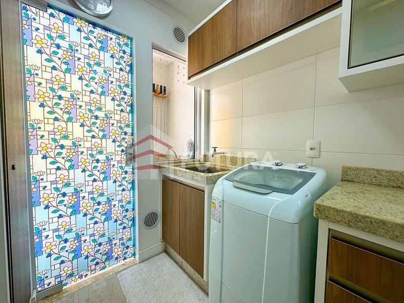 Incrível apartamento de 02 quartos LA025
