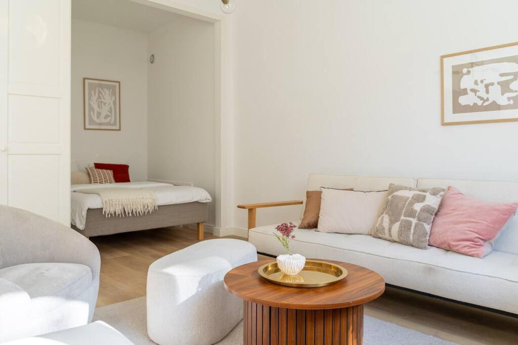Serene Studio Retreat in Töölö