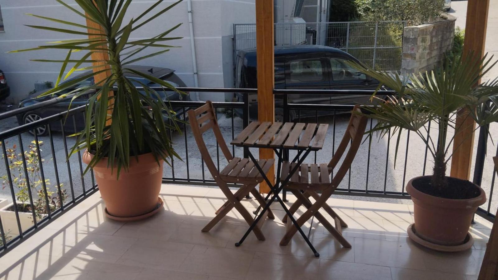 Dhami Apartment