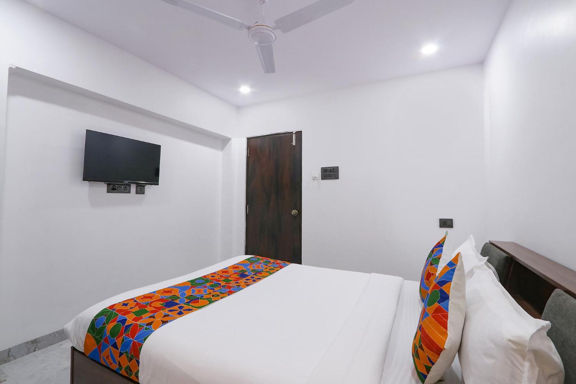 FabHotel RK Residency - Nr S R Nagar Metro Station, Ameerpet