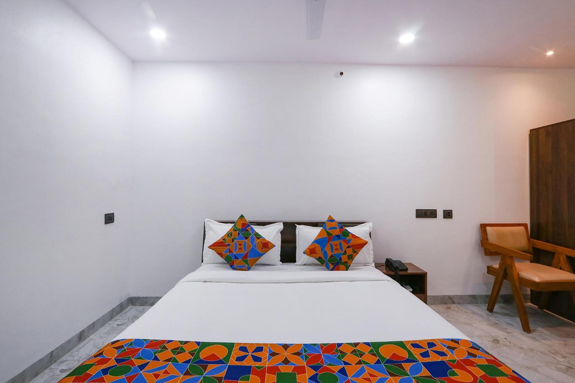 FabHotel RK Residency - Nr S R Nagar Metro Station, Ameerpet