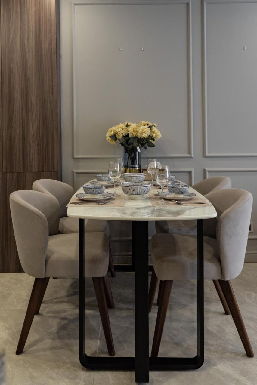 Midtown Premium Apartments