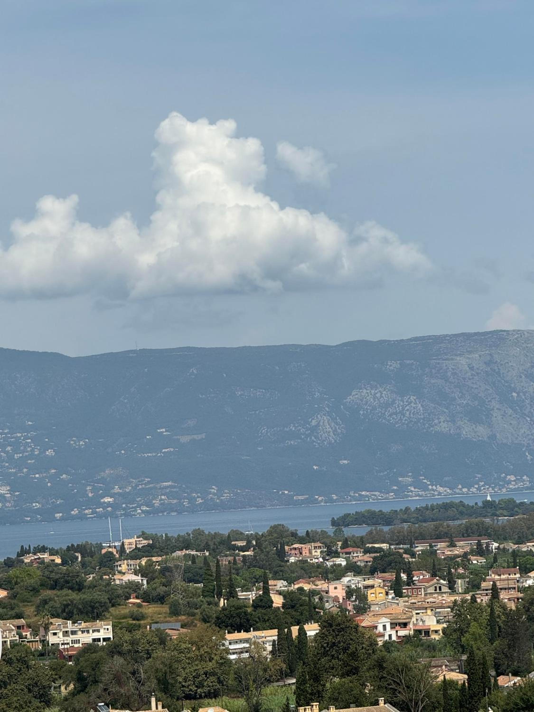 Bluenique villa corfu