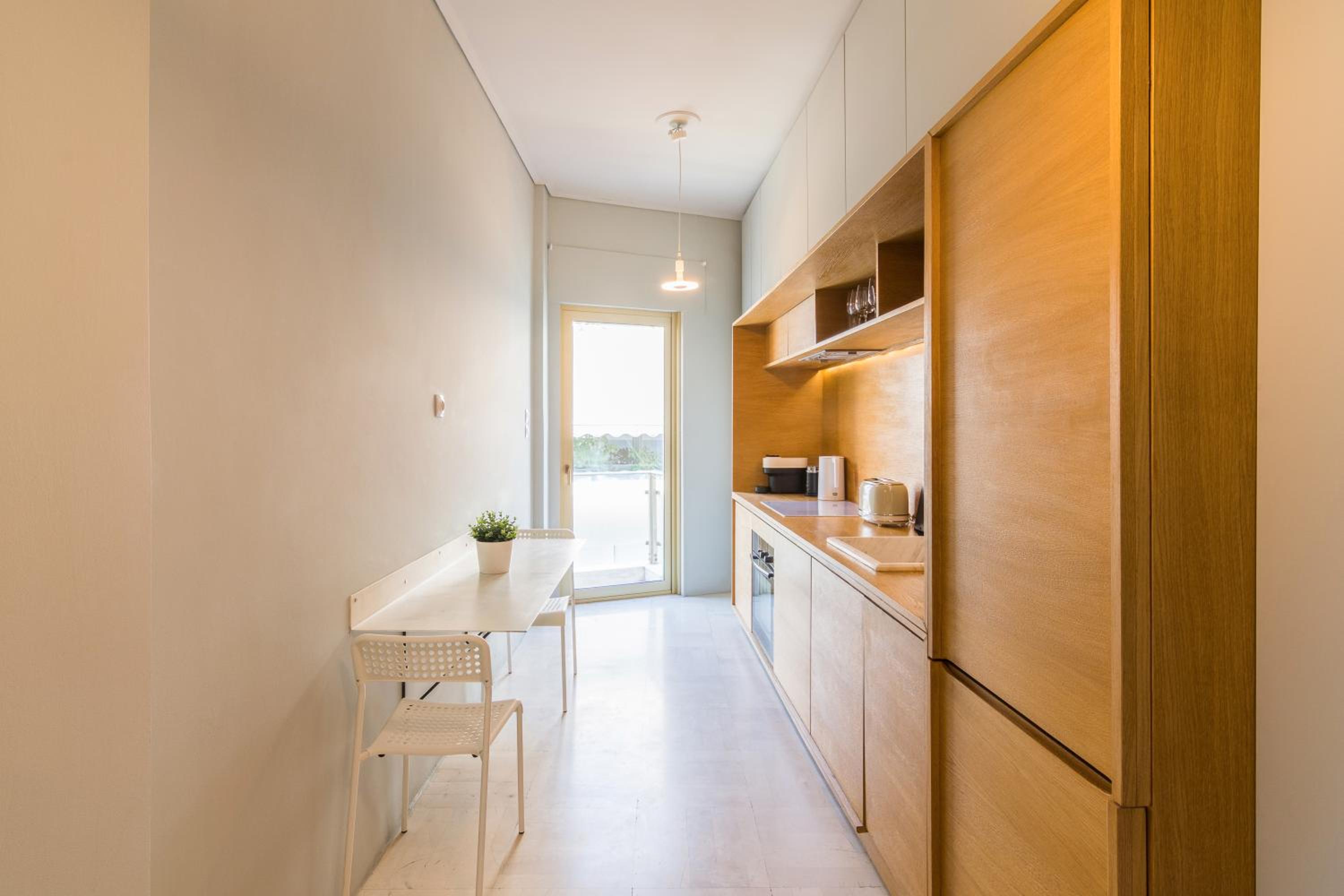 Large Apartment ideal for 5