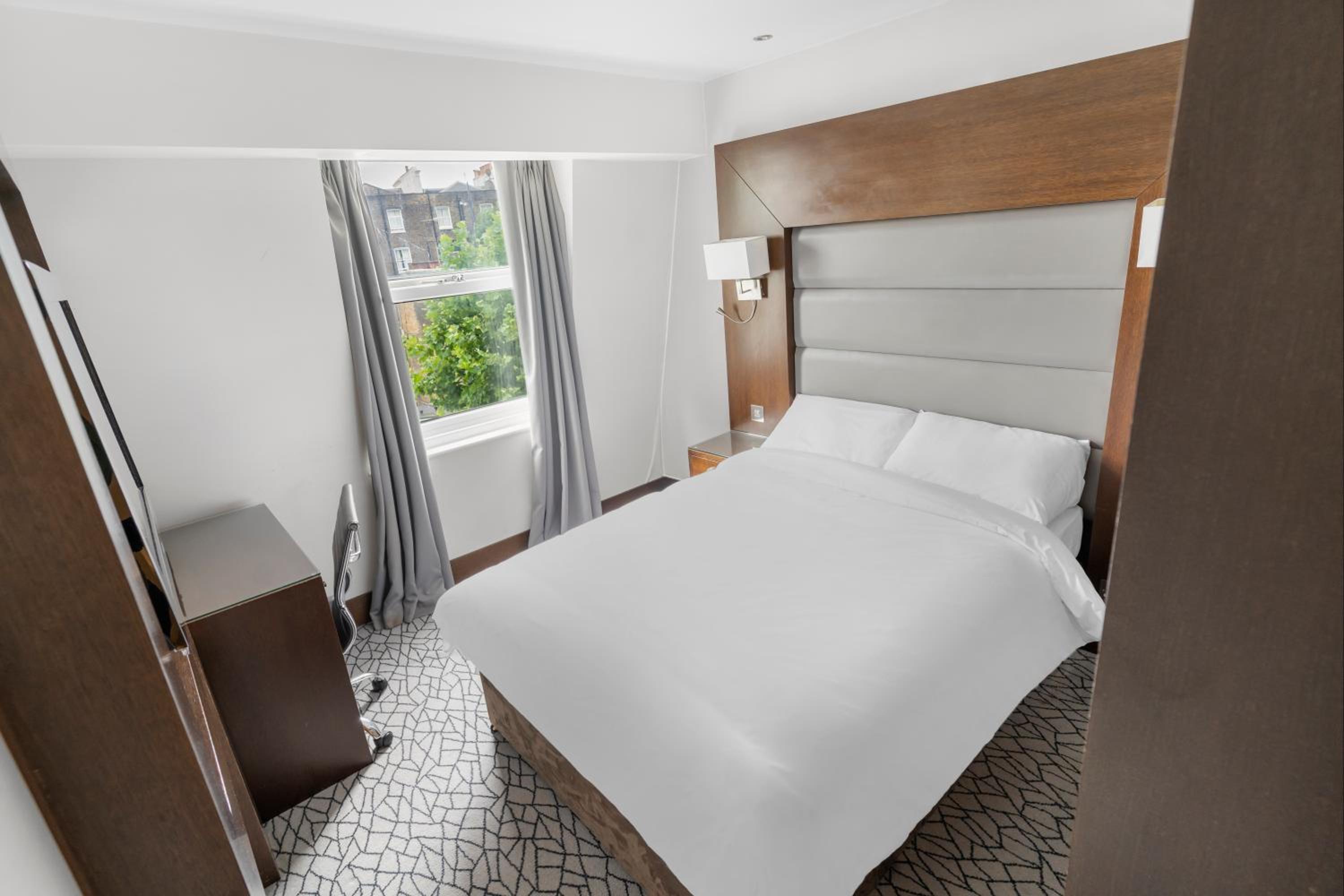 LHA Paddington Hostel