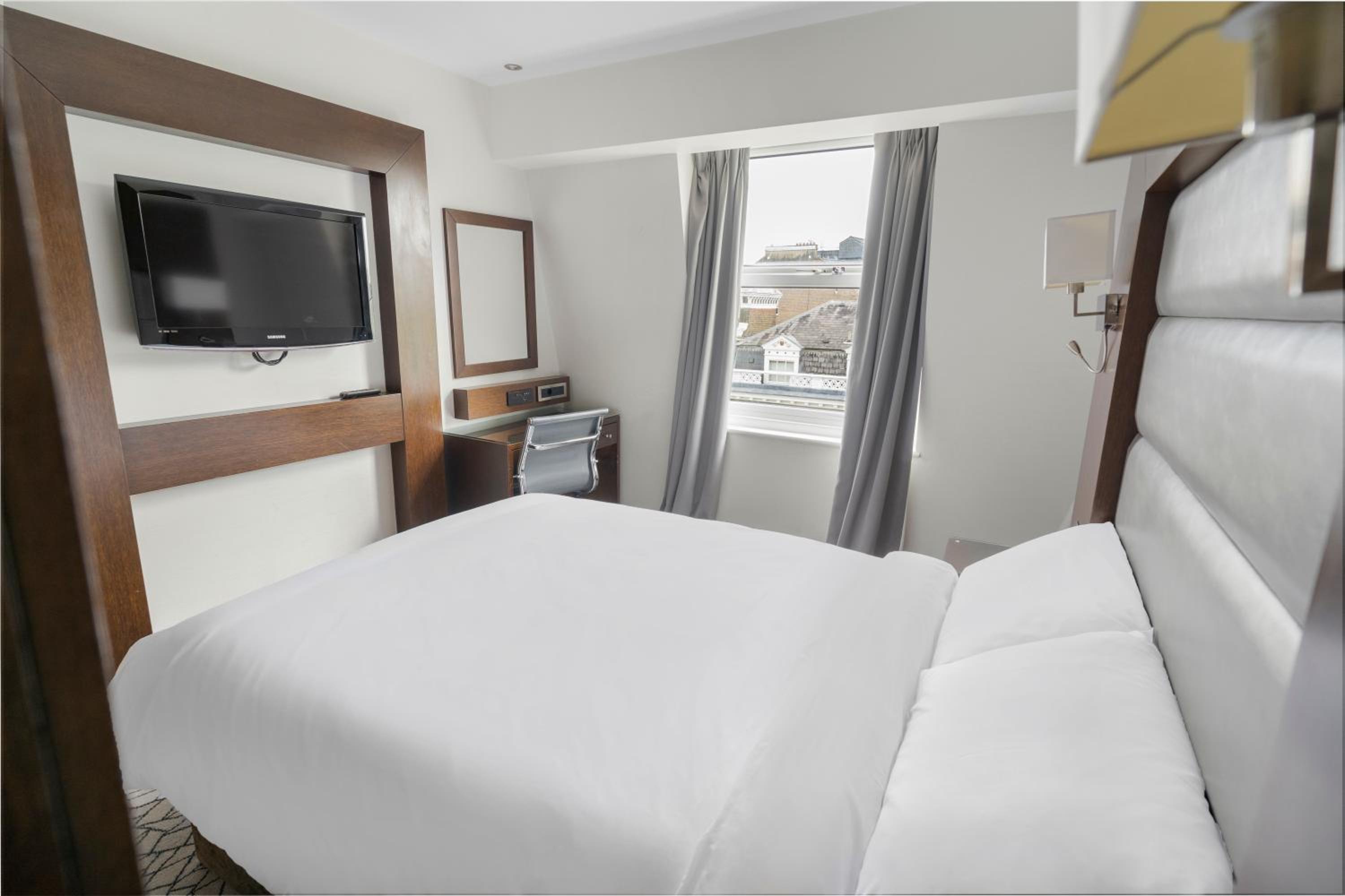 LHA Paddington Hostel