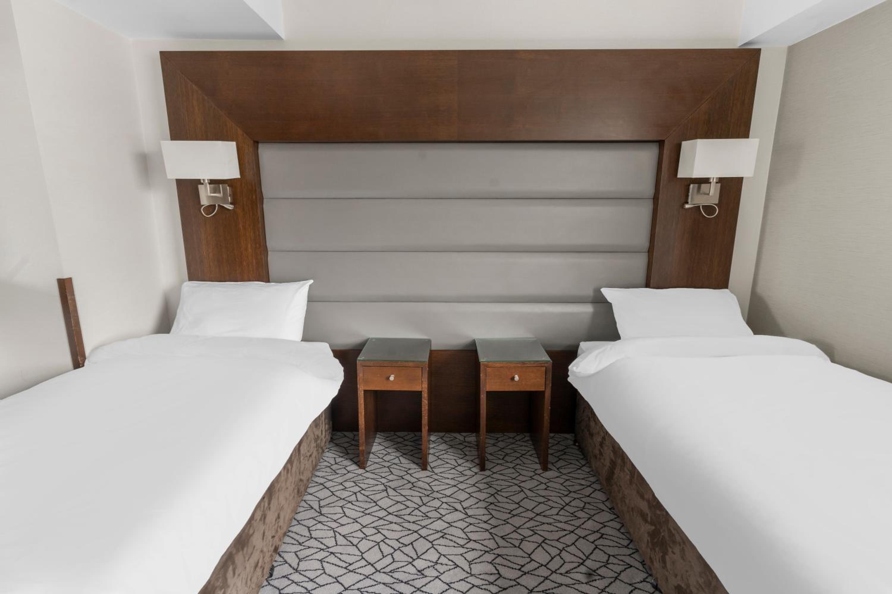 LHA Paddington Hostel