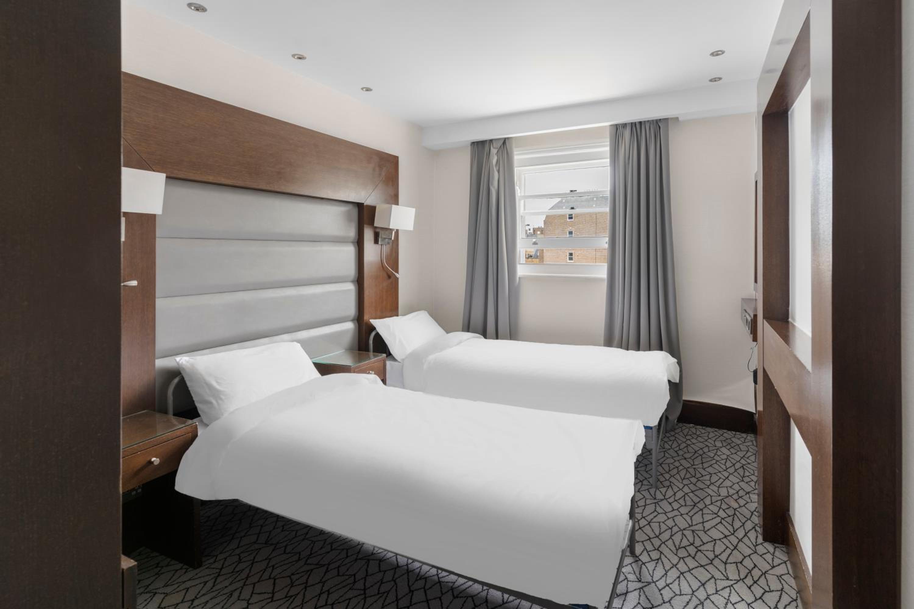 LHA Paddington Hostel