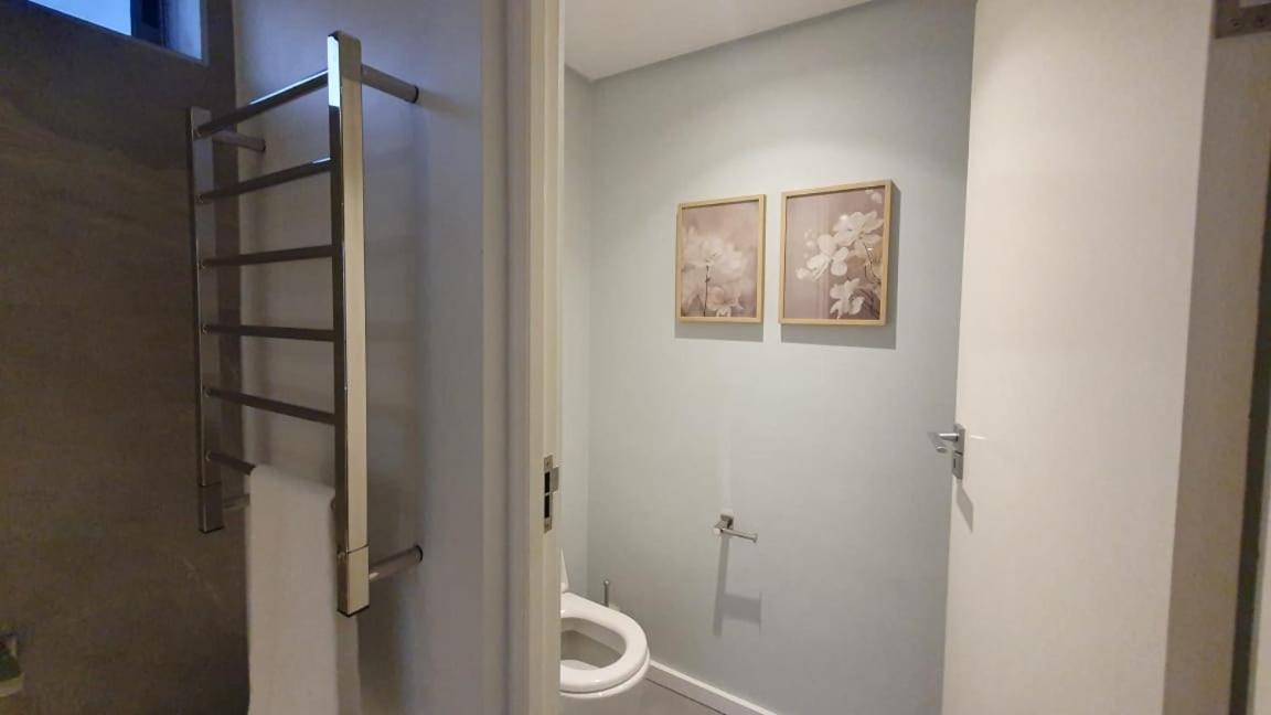 4B 4 Clarens Road view 3