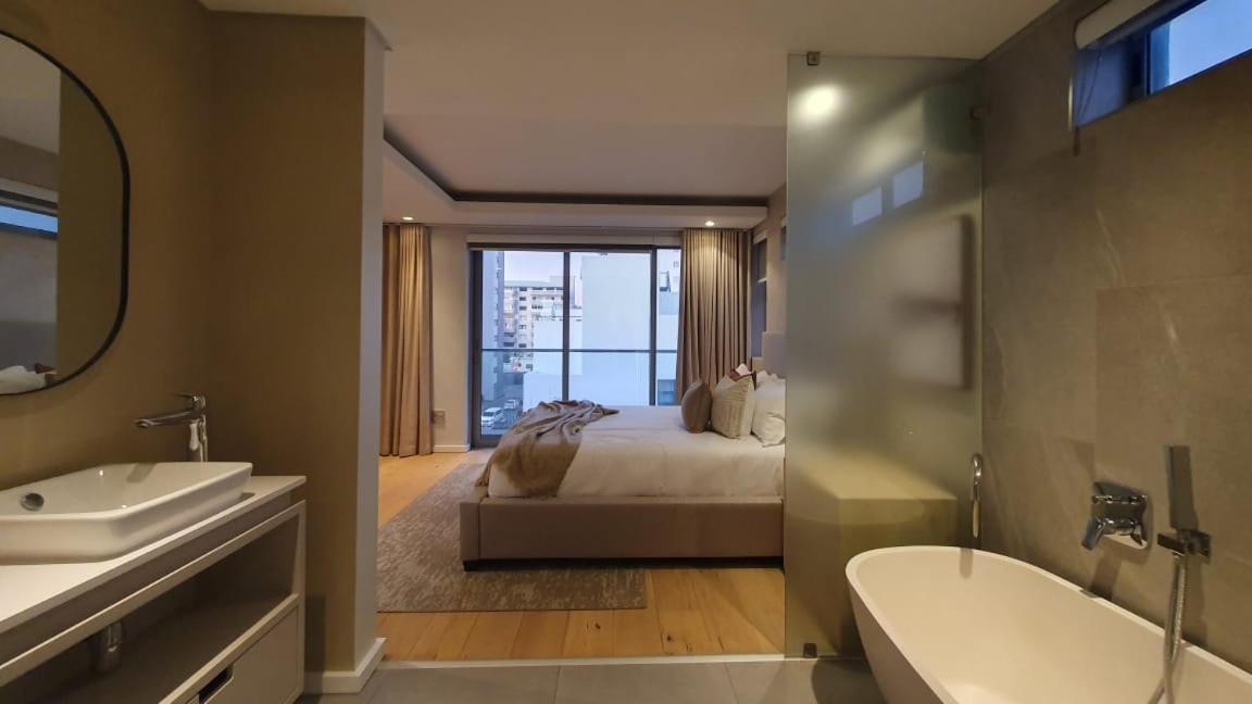4B 4 Clarens Road view 4